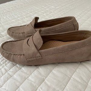 Cole Haan Air Sadie Driver - Size 6.5B - Maple Sugar Nubuck